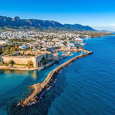 Oftenflats Stylish By Holidaykeys Апартаменты *