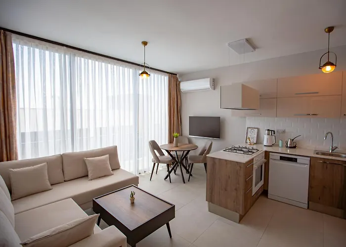 Oftenflats Stylish By Holidaykeys キレニア