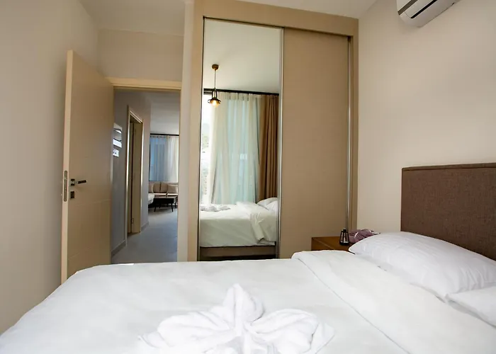 Oftenflats Stylish By Holidaykeys * キレニア